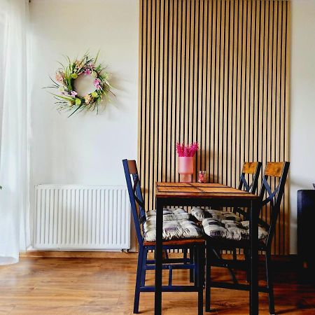Komfortowy Apartament Dwupokojowy Z Tarasem I Garaz Ustka Luaran gambar