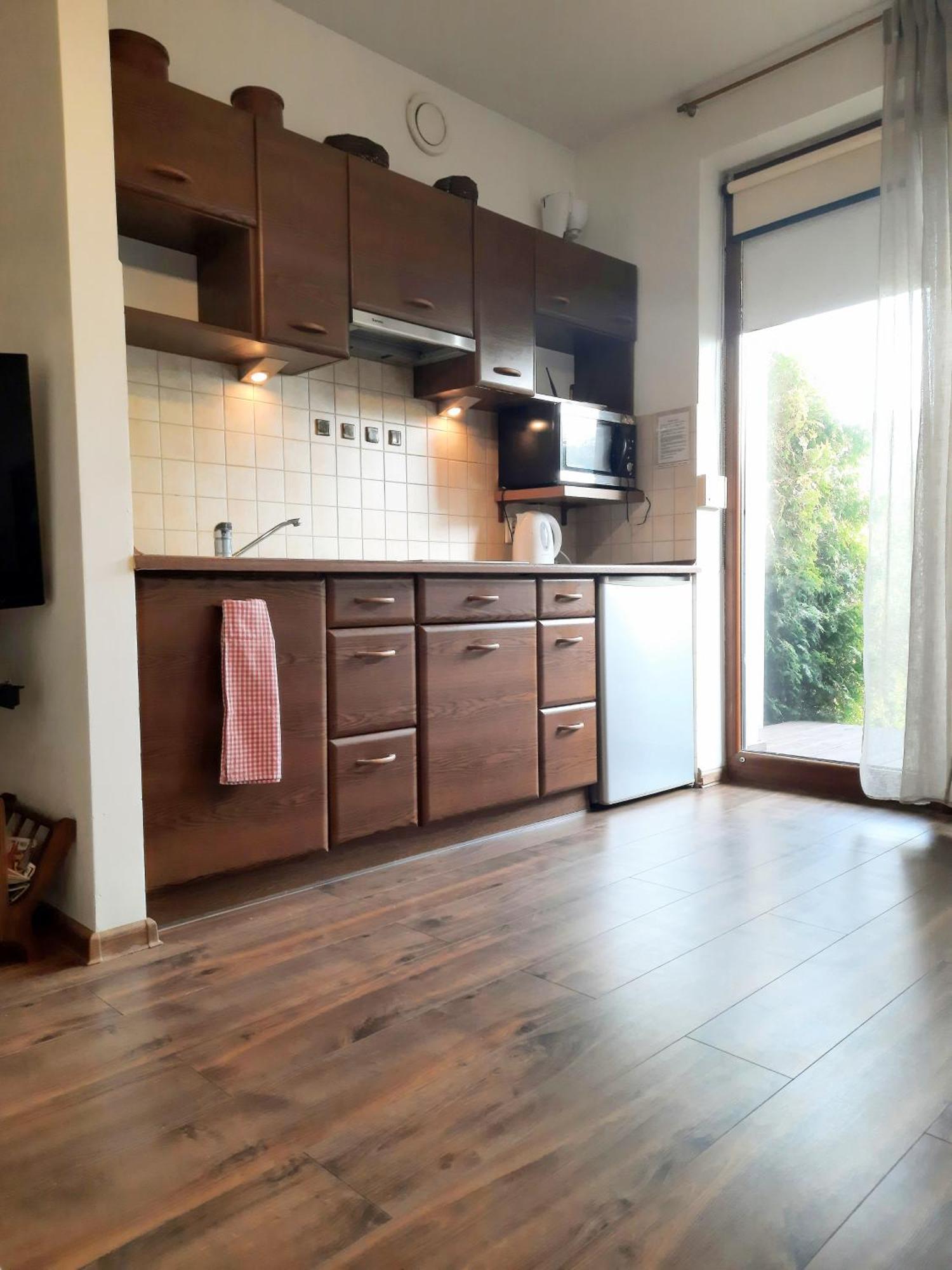 Komfortowy Apartament Dwupokojowy Z Tarasem I Garaz Ustka Luaran gambar